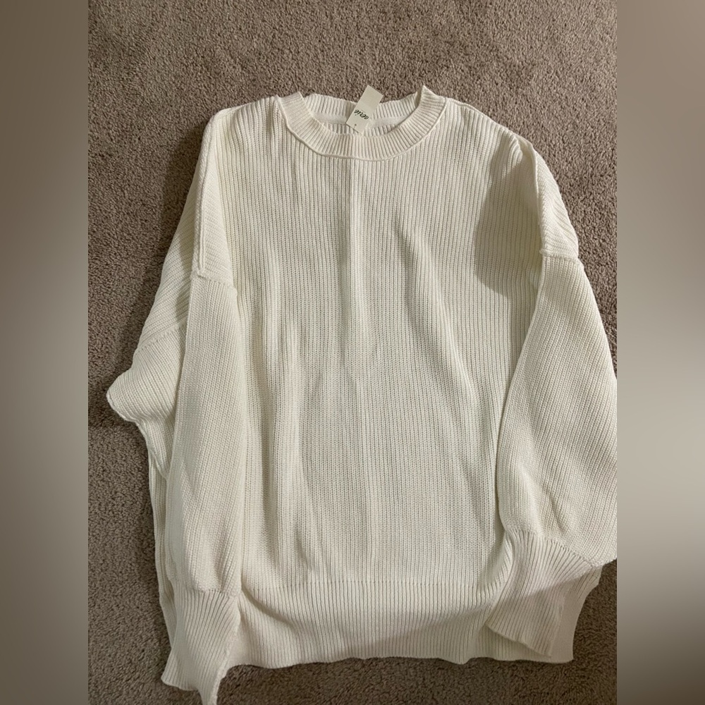 White knit aerie sweater